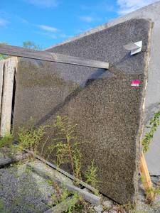 lot 9321 image: Lot of 5 Uba Tuba Polished Granite Slabs