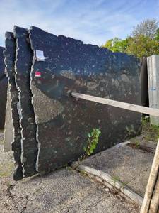 lot 9326 image: Lot of 5 Juperana Circus Polished Granite Slabs