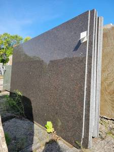 lot 9332 image: Lot of 6 Coffee Brown Polished Granite Slabs