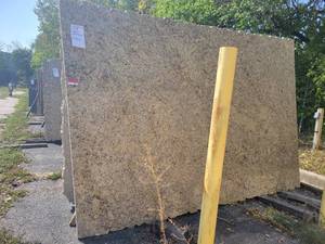 lot 7017 image: New Venecran Gold Polished Granite Slab