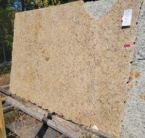 lot 7019 image: Gold Brazil Polished Granite Remnant Slab