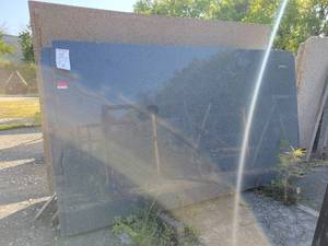 lot 7101 image: Lot of 3 Impala Black Granite, Polished