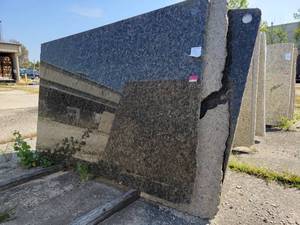 lot 7112 image: Lot of 3 Verde Butterfly Granite, Polished