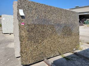 lot 7113 image: Lot of 2 Verde Butterfly Granite, Polished