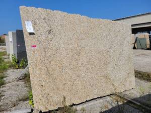 lot 7118 image: Lot of 1 Gold Brazil Granite, Polished