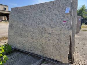 lot 7129 image: Lot of 3 Santa Celia Granite, Polished