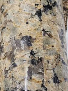 lot 5555 image: Lot of 1 Kitchen Countertop Light Tropical Brown , Polished