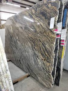 lot 3175 image: Lot of 1 Slab of Golden Night, Polished