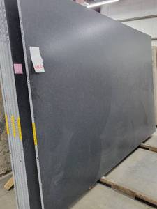 lot 3179 image: Lot of 3 Slabs Absolute Black, Leather