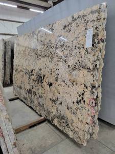 lot 3181 image: Lot of 2 Slabs of Delicatus Creme Granite, Polished