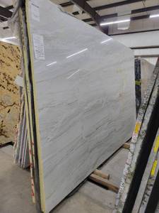 lot 3188 image: Lot of 1 Slab of&nbspTaj Mahal Quartzite, Polished