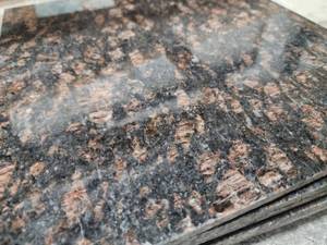 lot 5666 image: Crate of 12x12 Tan Brown Granite Tile