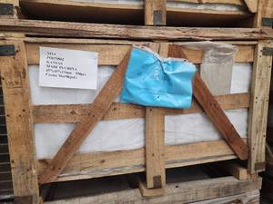 lot 5716 image: Crate of 18x18 Crema&nbspMarfil Marble Tile