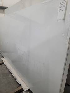 lot 3053 image: Lot of 1 Slab of Super White Verona Quartz, Polished