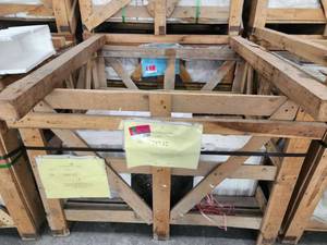 lot 5768 image: Crate of 12x12 St Laurant and Nero Oriental Marble Tile