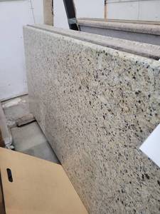 lot 5565 image: New Vermitian Gold Grabite Kitchen Island Countertop Slab