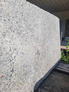 lot 7134 image: Lot of 2 Granite Slabs, Polished
