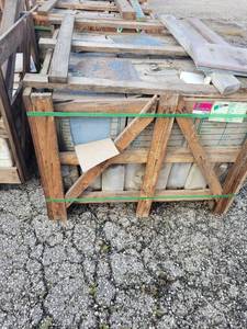 lot 7163 image: 1 Full Pallet of Brazilian Peacock Rustic Slate tile