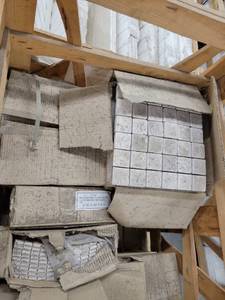 lot 5689 image: Assorted Crate of Tumbled Tiles