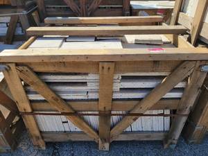 lot 7236 image: Crate of Opus Romano Pattern Travertine Assorted Sizes 16 x 24 Tiles