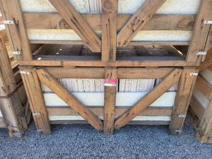 lot 7238 image: Crate of Opus Romano Pattern Travertine Assorted Sizes 16 x 24 Tiles