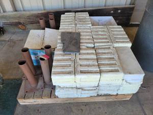 lot 9480 image: Pallet of Carrara White 12 X 12 Marble Tiles