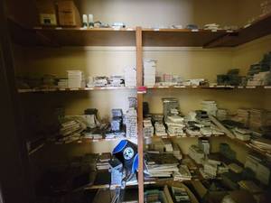 lot 22041 image: Entire Closet of Granite  Marble Samples