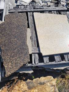 lot 12052 image: Lot of assorted Remnants  Pieces of Granite