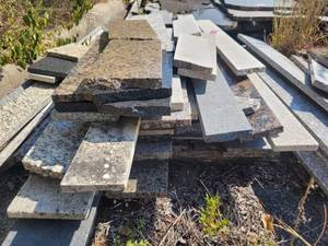 lot 12054 image: Lot of assorted Remnants  Pieces of Granite