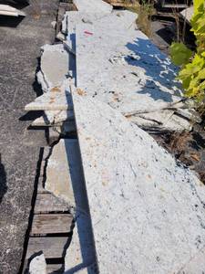 lot 12056 image: Lot of assorted Remnants  Pieces of Granite