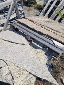 lot 12060 image: Lot of assorted Remnants  Pieces of Granite