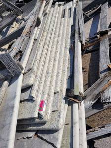 lot 12065 image: Lot of assorted Remnants  Pieces of Granite