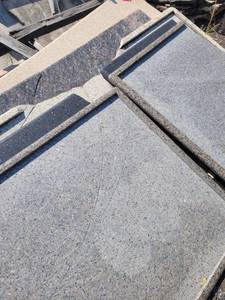 lot 12066 image: Lot of assorted Remnants  Pieces of Granite