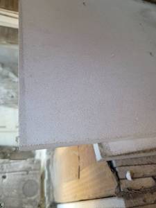 lot 9451 image: Pallet of Bronze Travertine Tiles