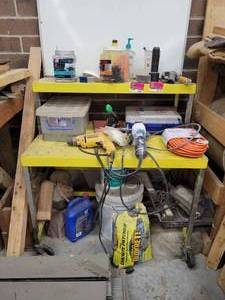 lot 5880 image: 2-Tier Yellow Metal Rolling Station