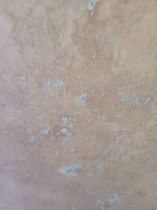 lot 9460 image: Crate of Noce Travertine Tiles