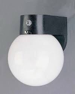 lot 7103 image: 1 Light Wall Sconce