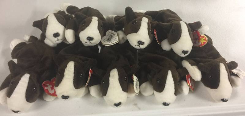 lot 1121 image: NINE Original Ty Beanie Babies Bruno the Dog x9