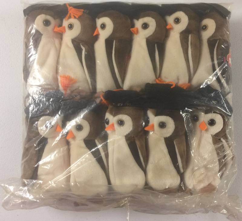 lot 1139 image: TWELVE Original Ty Beanie Babies New In Package Wise The Owl Class of 98