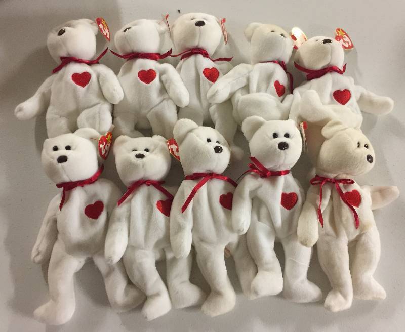 lot 1093 image: TEN Original Ty Beanie Babies Valentino the Teddy Bear x10