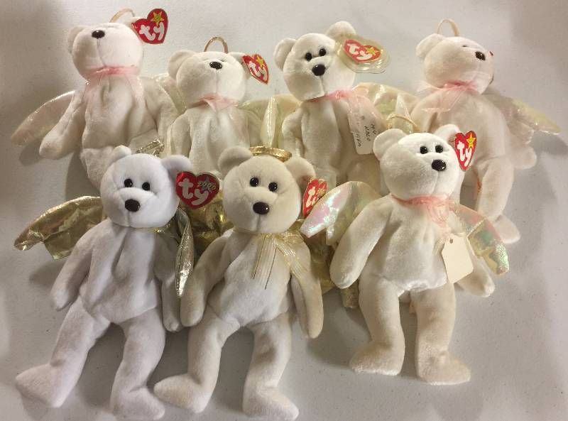 lot 1082 image: SEVEN Original Ty Beanie Babies Halo x5 Halo II x2