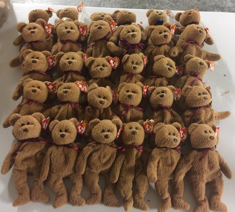 lot 1078 image: THIRTY Original Ty Beanie Babies Curly The Bear with Mint Tags