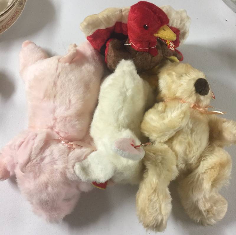 lot 1192 image: FOUR Original LARGE Ty Beanie Babies Including Pig, Teddy Bear, Turkey,Lamb