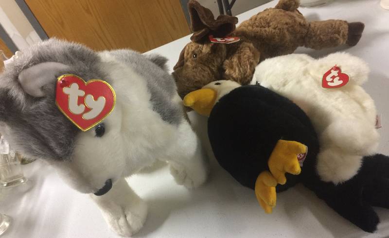 lot 1196 image: FOUR Original 12 Inch Ty Beanie Babies Malamute Moose Eagle Seal