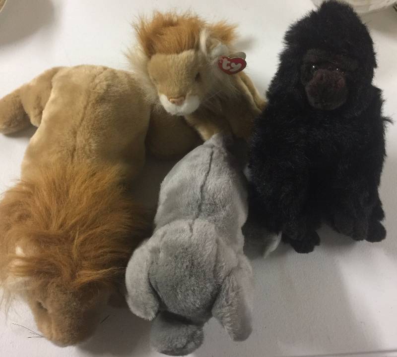 lot 1197 image: FOUR Original Large 8-12 Inch Ty Beanie Babies Gorilla Lion Elephant Lion