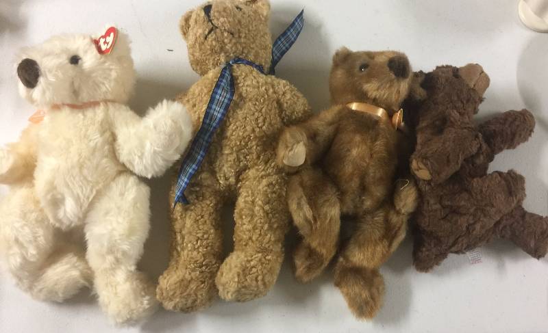 lot 1198 image: FOUR Original Large 8-12 Inch Ty Beanie Babies Teddy Bears