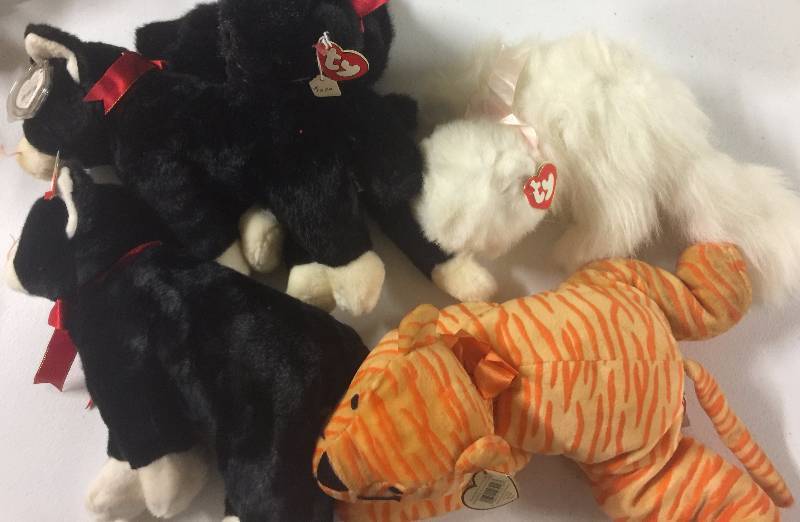 lot 1200 image: FIVE Original LARGE 8-12 inch Ty Beanie Baby Dolls All Five Cats