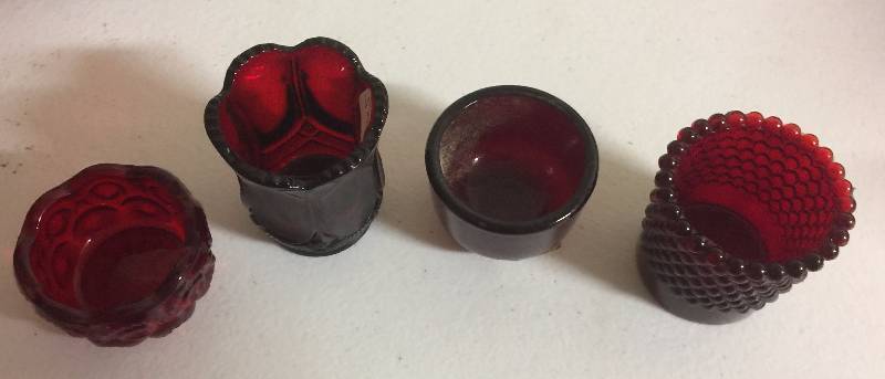 lot 1252 image: Four Small Dark Ruby Red Crystal or Glass PIeces, Cups, Bowls