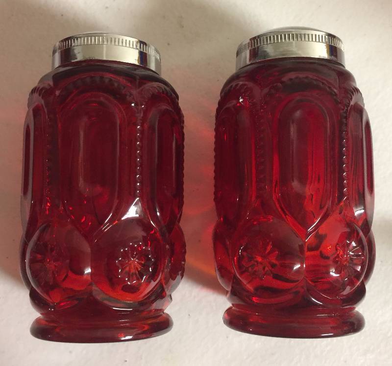 lot 1235 image: Two Six Inch Tall Deep Ruby Red Glass Salt & Pepper Shakers