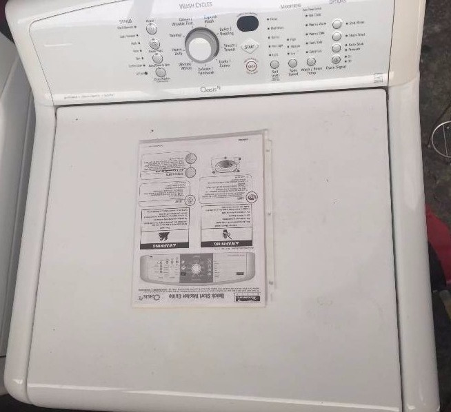 lot 1072 image: Working Kenmore Elite Oasis HE Washing Machine